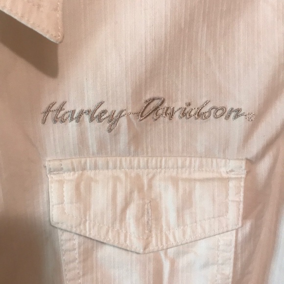 Shirt - Picture 2 of 4